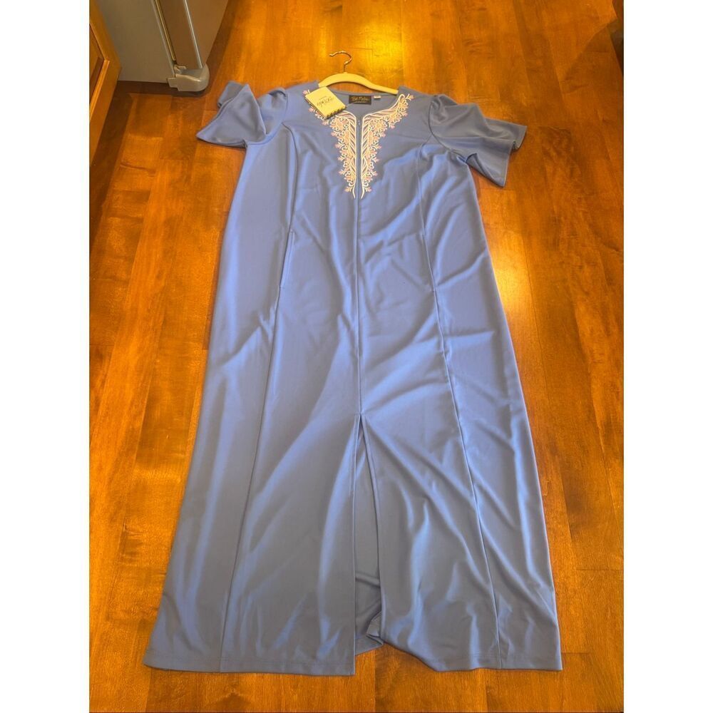 Vintage Bob Mackie Wearable Art NWT Maxi Dress Women M Blue Embroidered Flutter